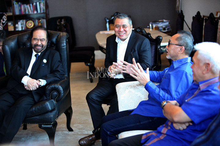 Kedatangan Zulkifli Hasan dan pengurus PAN lainnya tersebut untuk mengenalkan secara resmi pengurus partai terpilih sekaligus mengundang Surya Paloh menghadiri pelantikan pengurus PAN periode 2020-2025. Pelantikan digelar pada 25 Maret 2020.