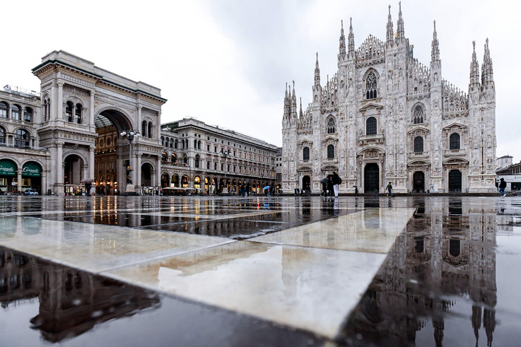 Pemerintah Italia memberlakukan lockdown pada akhir pekan lalu, setelah kasus infeksi korona terus meningkat. Italia kini menjadi negara Eropa dengan jumlah penderita paling banyak. AFP Photo/Piero Cruciatti