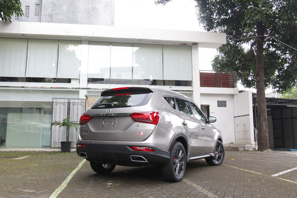 Bagian belakang DFSK Glory i-Auto masih memiliki desain yang sama dengan model yang sudah diperkenalkan sebelumnya.