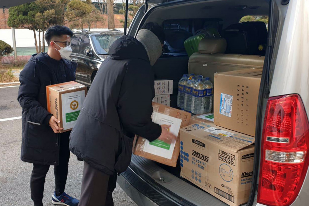Meskipun senantiasa dihimbau untuk terus waspada, kondisi Daegu sudah semakin kondusif. Hal ini ditandai dengan meningkatnya angka kesembuhan dan semakin menurunnya jumlah kasus baru yang terinfeksi covid-19.