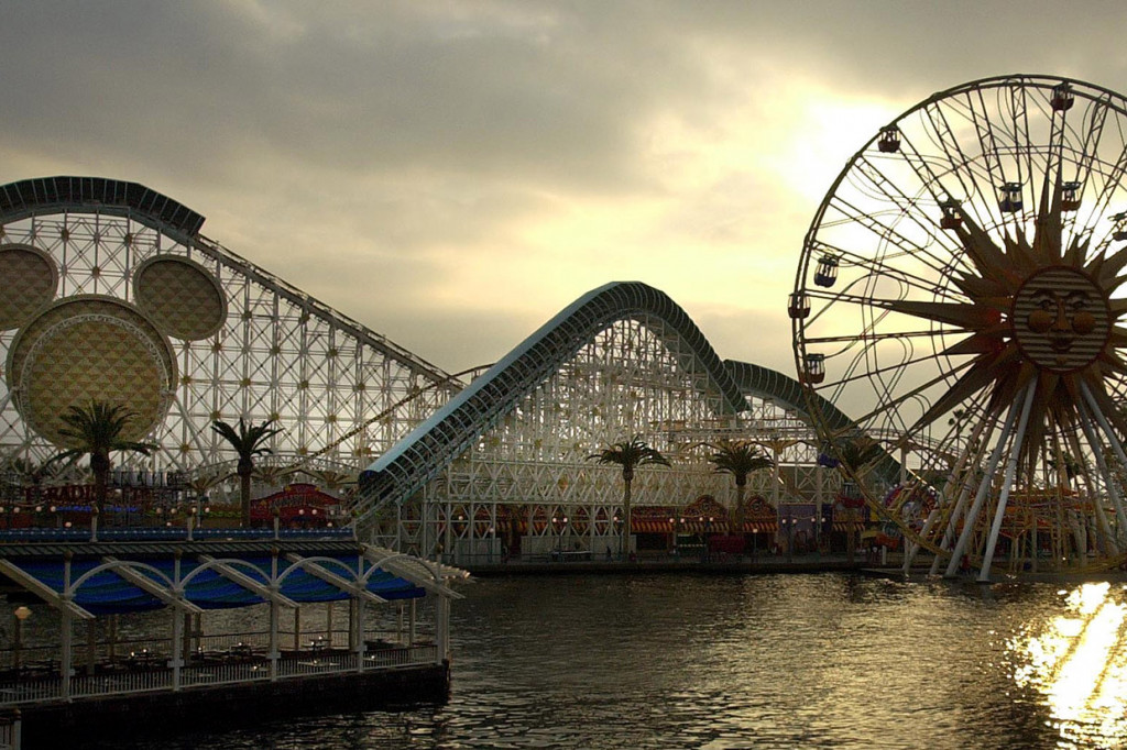 Disney sebelumnya mengatakan bahwa taman hiburan Disneyland dan California Adventure di California Selatan akan ditutup mulai Sabtu, 14 Maret 2020. 