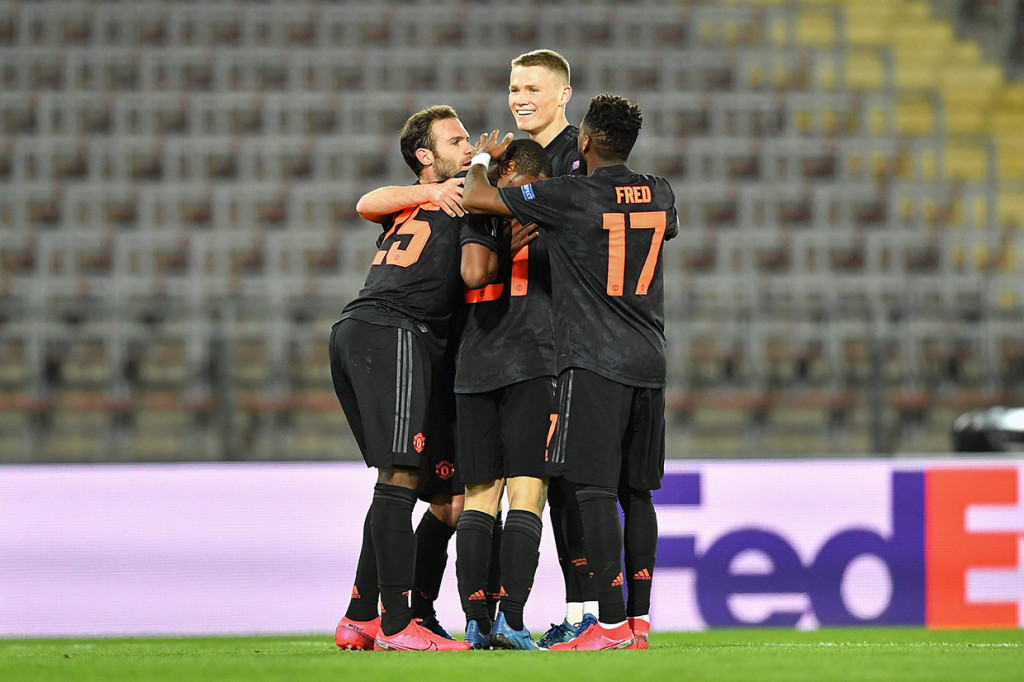 Pada babak kedua, MU menggandakan keunggulan di menit ke-58 melalui Daniel James seusai menerima umpan dari Odion Ighalo.