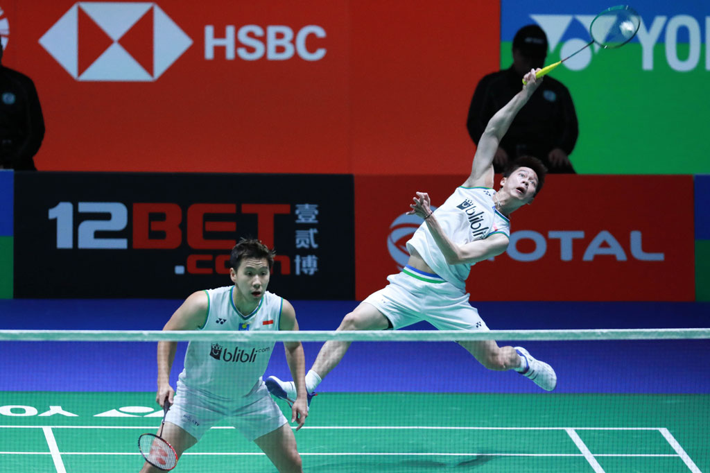 Kevin dan Marcus menang dengan skor 21-17 dan 21-19 sehingga melaju ke babak semifinal.