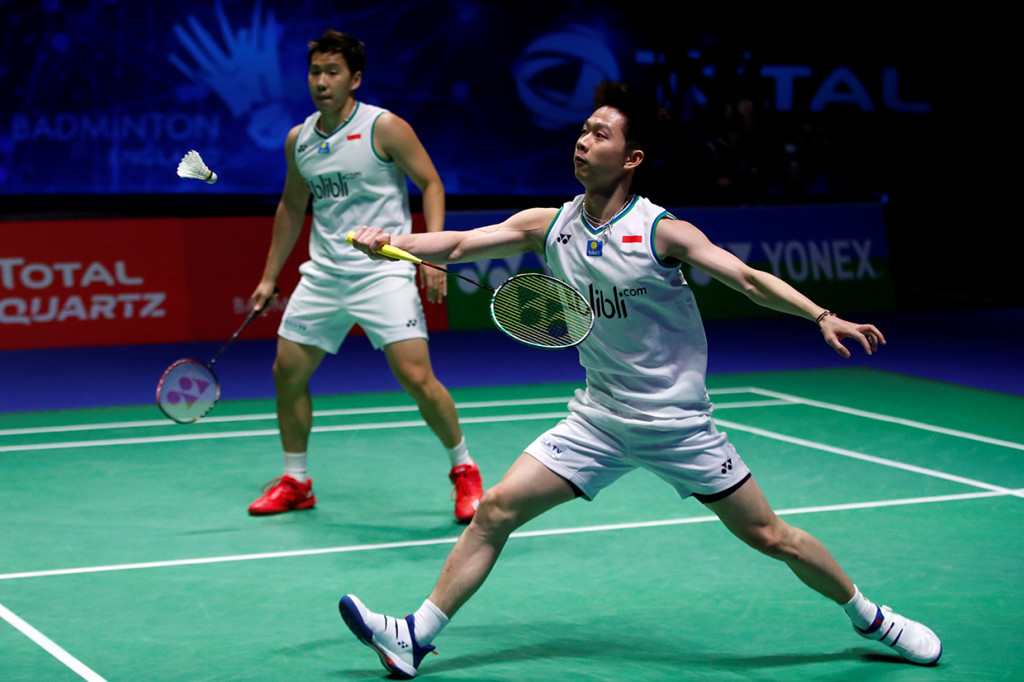 Dalam pertandingan di Birmingham Arena, Kevin/Marcus dikalahkan ganda Jepang Endo/Watanabe dengan skor 18-21, 21-12, 19-21.