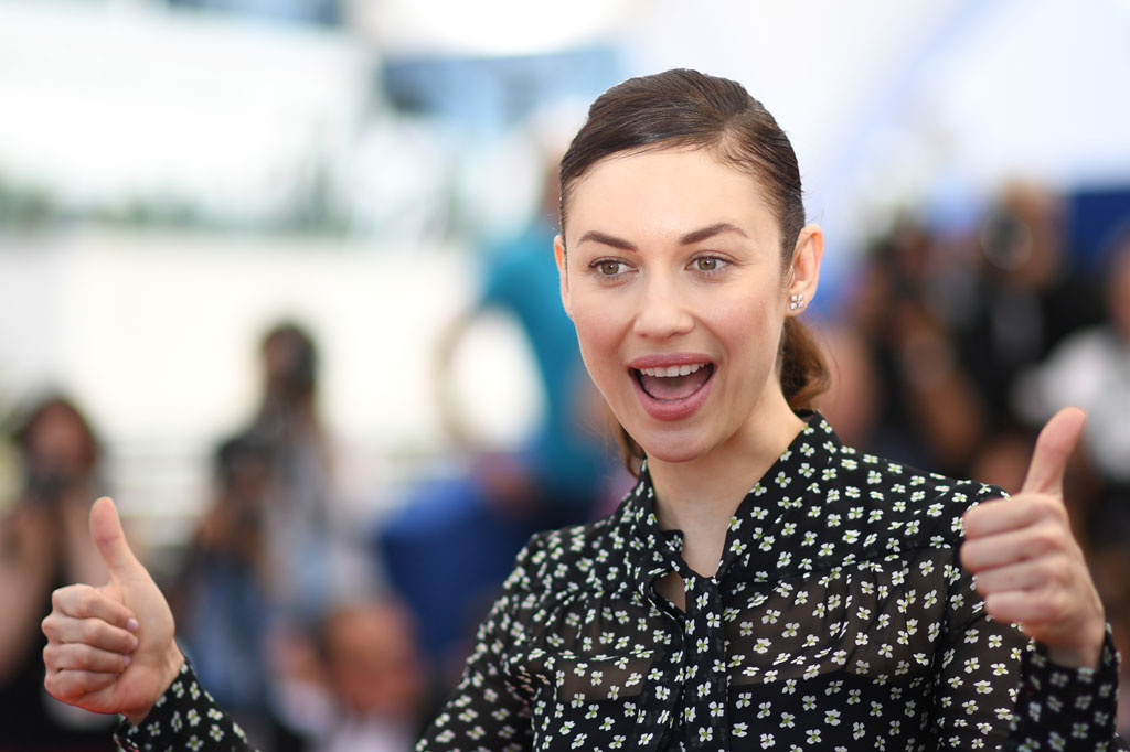 Kurylenko, 40, memerankan gadis Bond Camille Montes dalam film 'James Bond Quantum Of Solace'. Dia juga menjadi lawan main Tom Cruise di 'Oblivion' (2013).