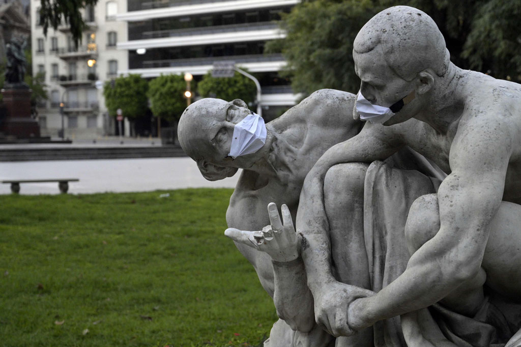 Sekitar 1,7 miliar orang telah diminta untuk tinggal di rumah di lebih dari 50 negara dan wilayah di seluruh dunia ketika pemerintah memerangi pandemi coronavirus yang melanda dunia, menurut hitungan AFP, Senin, 23 Maret 2020.