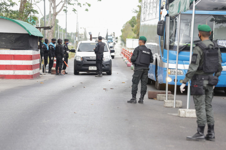 Sebagian besar wilayah negeri itu telah ditutup sebelum keadaan darurat diumumkan. AFP Photo/Tuwaedaniya Meringing