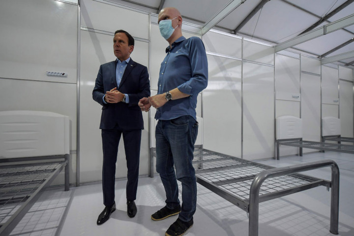 Setelah Stadion Pacaembu, Stadion Mane Garrincha di Brasilia dan Stadion Maracana di Rio de Janeiro juga akan diubah menjadi RS darurat untuk memerangi pandemi virus korona.