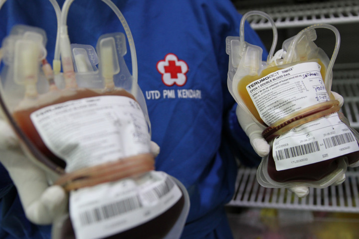 Stok darah di PMI Kendari per 30 Maret 2020 kosong akibat minimnya donor darah sejak merebaknya wabah virus korona (covid-19), sementara permintaan kantong darah selalu ada setiap hari dari pihak rumah sakit. 
