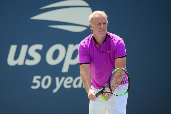 Mantan kapten tim AS yang menjuarai Piala Davis, Patrick McEnroe, Selasa, 31 Maret 2020 waktu setempat, mengatakan ia dinyatakan positif terinfeksi virus korona. Dia menyatakan dalam keadaan sehat dan tidak memiliki gejala.