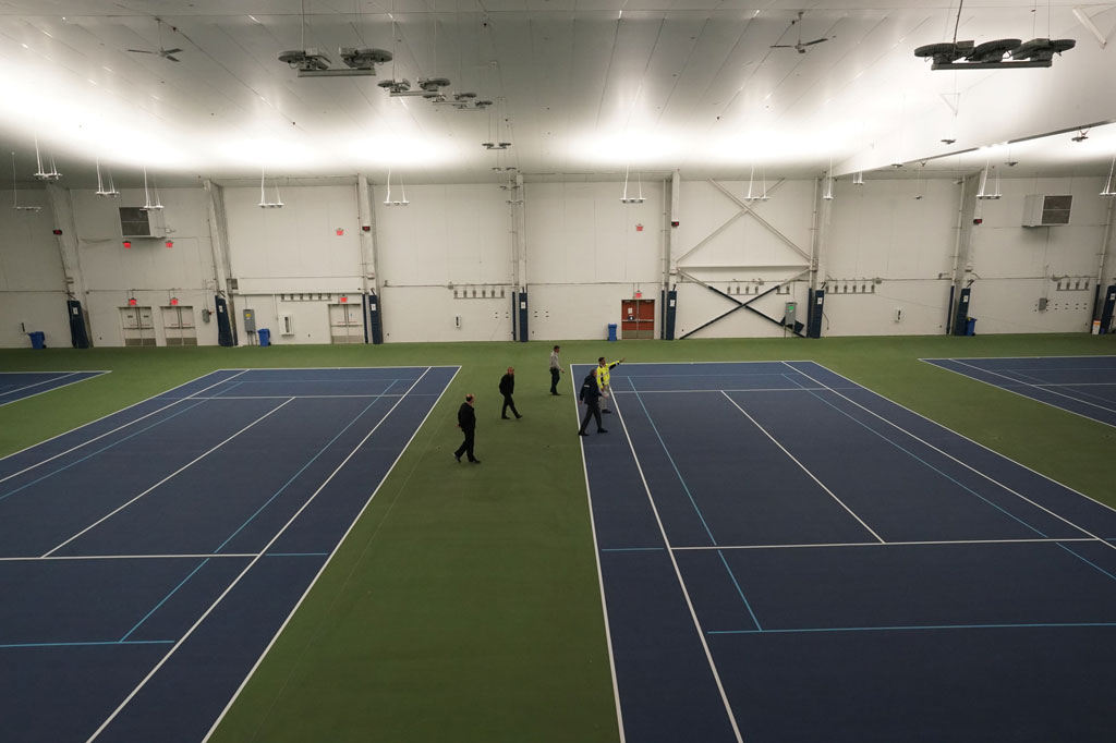 Kabar bahwa fasilitas Flushing Meadows itu muncul setelah New York membangun sebuah rumah sakit lapangan berkapasitas 68 tempat tidur di Central Park karena kota ini sudah kekurangan dalam mengakomodasi volume pasien di berbagai rumah sakitnya.