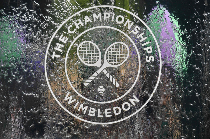 Pembatalan turnamen grand slam ini merupakan pertama kalinya sejak Perang Dunia II.