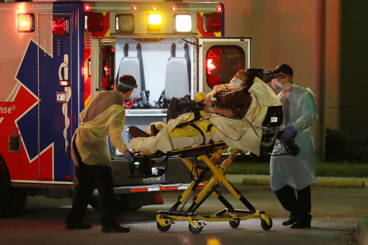 Sharief mengatakan para korban berusia di atas 70 - dua telah didiagnosis dengan covid-19, satu menderita serangan jantung, dan yang lain meninggal karena penyakit yang sudah ada sebelumnya.