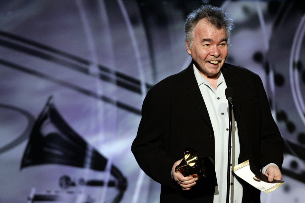 Pria yang lahir pada 10 Oktober 1946 di Maywood, Illinois, tersebut dianugerahi penghargaan Grammy Awards pada kategori Lifetime Achievement Awards pada Januari lalu.