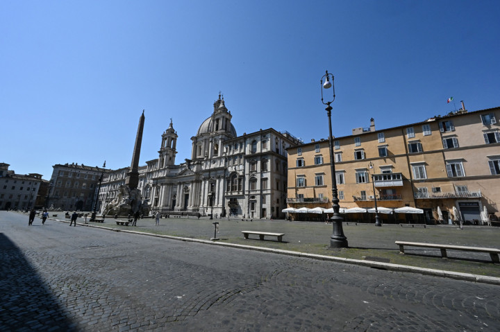 Suasana di Roma, Italia, saat Lockdown. AFP Photo/Andreas Solaro
