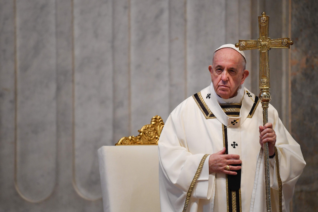 Paus Fransiskus melakukan misa Paskah melalui live streaming bagi 1,3 miliar umat Katolik di seluruh dunia.