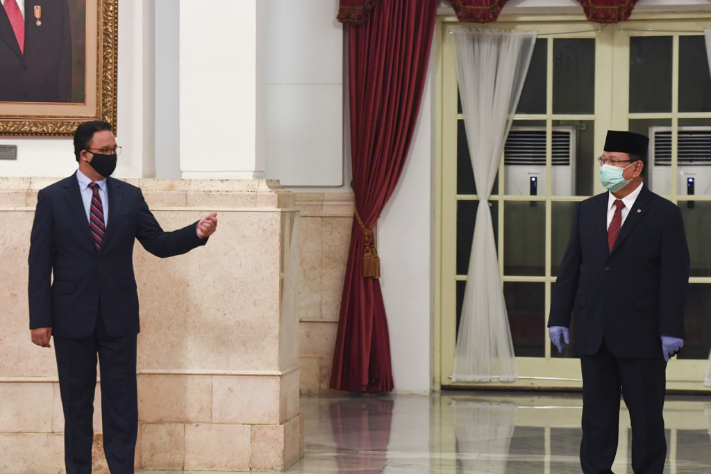 Dalam acara pelantikan, hadir Gubernur DKI Jakarta Anies Baswedan serta Menteri Pertahanan yang juga Ketua Umum Gerindra Prabowo subianto, Mendagri Tito Karnavian dan beberapa petinggi negara lainnya. 