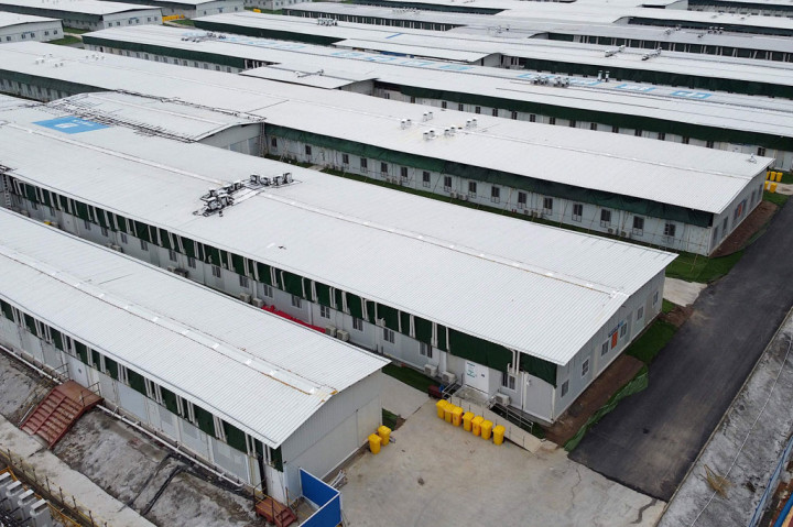 RS Leishenshan merupakan RS kedua untuk penanganan covid-19 di Wuhan setelah RS Huoshenshan yang juga dibangun dalam waktu relatif cepat, yakni hanya 12 hari mulai 22 Januari di pinggir Danau Zhiyin, Caidian, dengan daya tampung 1.000 pasien. 