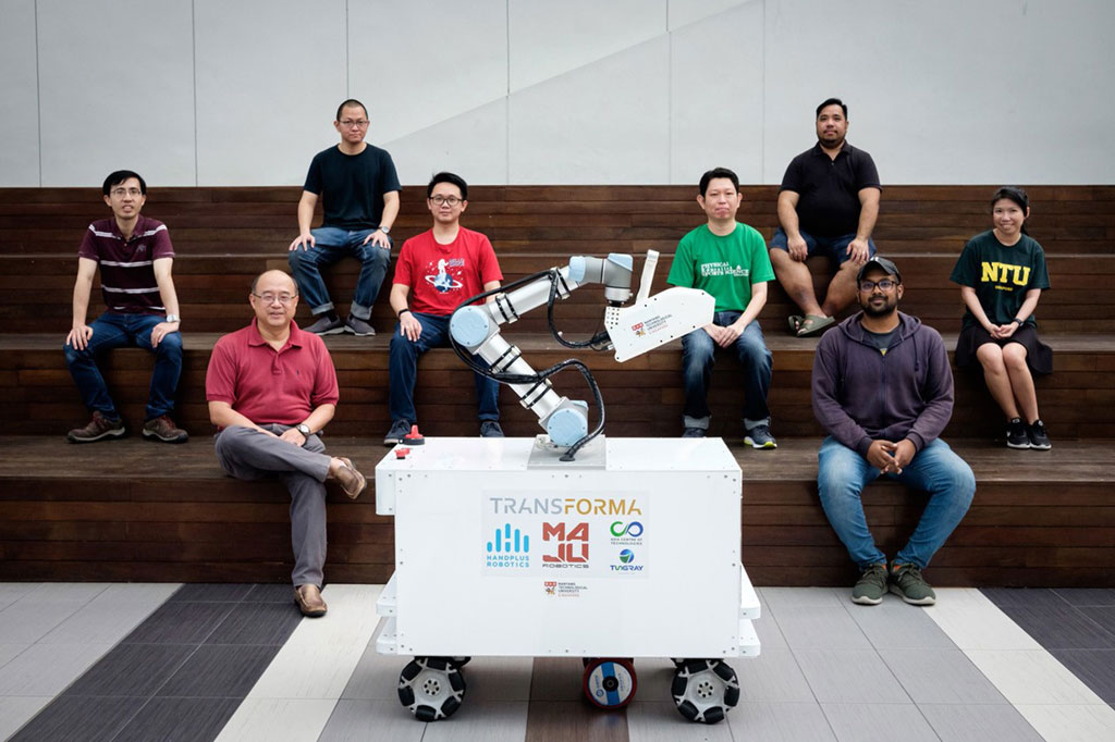 Robot tersebut dapat dikendalikan dari jarak jauh dengan laptop atau tablet, yang dapat mengurangi risiko  tenaga pembersih terinfeksi oleh covid-19, yang telah menewaskan lebih dari 140 ribu orang di seluruh dunia.