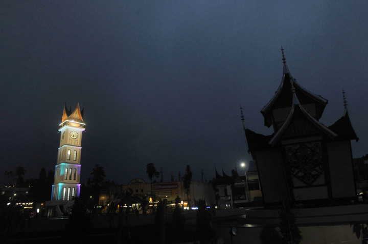 Selama masa pandemi virus korona (covid-19), tidak ada sama sekali kunjungan wisatawan ke objek wisata ikonik Sumatera Barat itu.