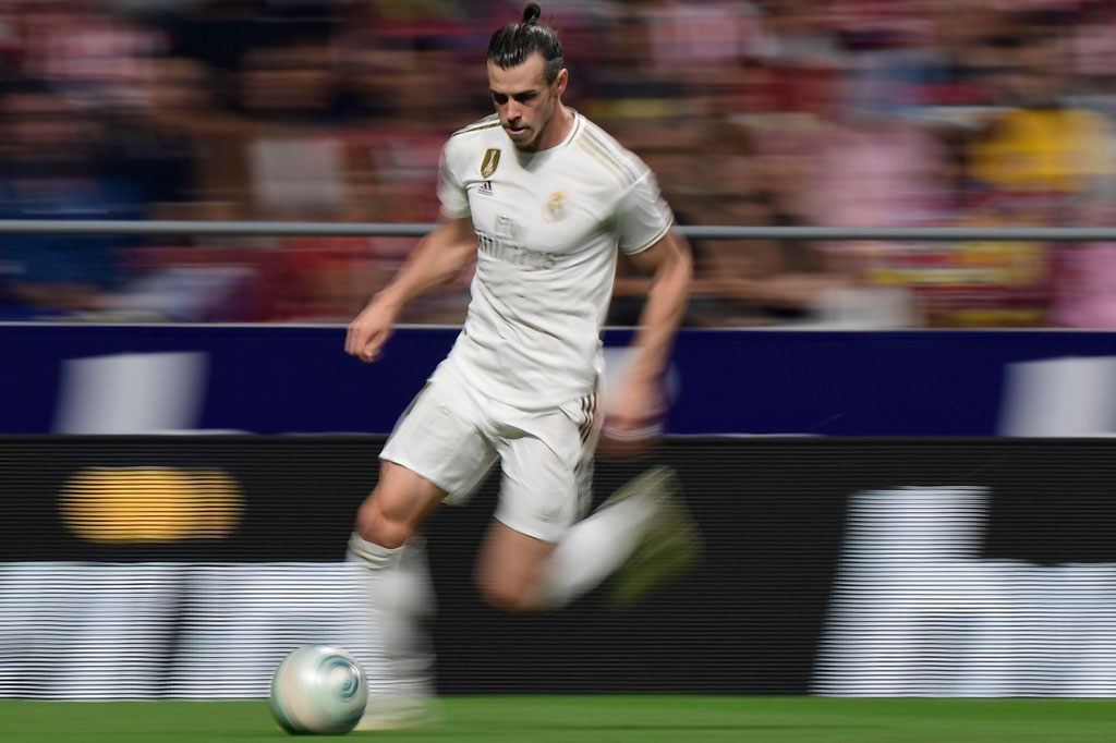 Kapten timnas sepak bola Wales, Gareth Bale dan istrinya, menyumbangkan donasi senilai 500 ribu pound (sekitar Rp9,5 miliar) kepada badan amal kesehatan di negaranya untuk membantu mengatasi penyebaran wabah virus korona (covid-19).