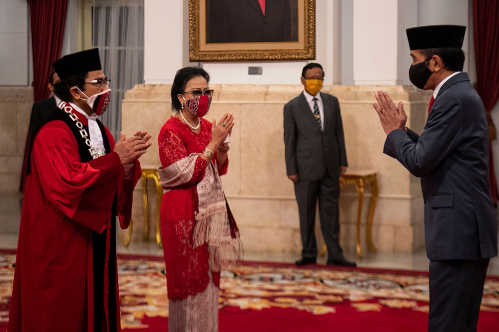 Manahan Sitompul kembali dilantik sebagai Hakim MK masa jabatan 2020-2025, setelah masa jabatannya pada periode sebelumnya habis pada 28 April 2020 lalu. 