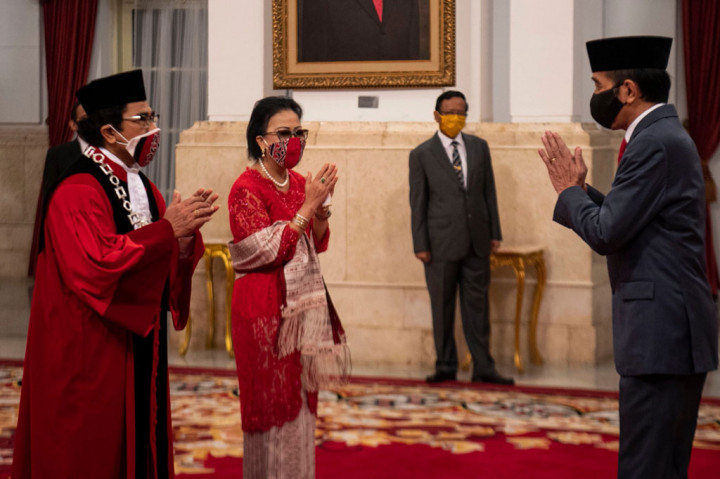 Manahan Sitompul kembali dilantik sebagai Hakim MK masa jabatan 2020-2025, setelah masa jabatannya pada periode sebelumnya habis pada 28 April 2020 lalu. 