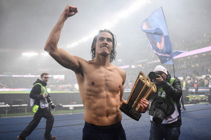 Selain menunjuk PSG sebagai juara Liga Prancis, operator sepak bola Prancis (LFP) juga memutuskan Lorient sebagai jawara Ligue 2. 