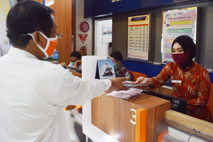 Menurut data Daerah Operasi 7 Madiun masih ada sekitar 33.000 tiket yang belum dibatalkan pada perjalanan 14 Mei hingga 4 Juni menyusul larangan mudik dan Pembatasan Berskala Besar guna pencegahan penyebaran Covid-19.