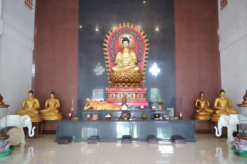 Wihara Griya Vipasana Avalokitesvara (GVA) Magelang terlihat sepi.