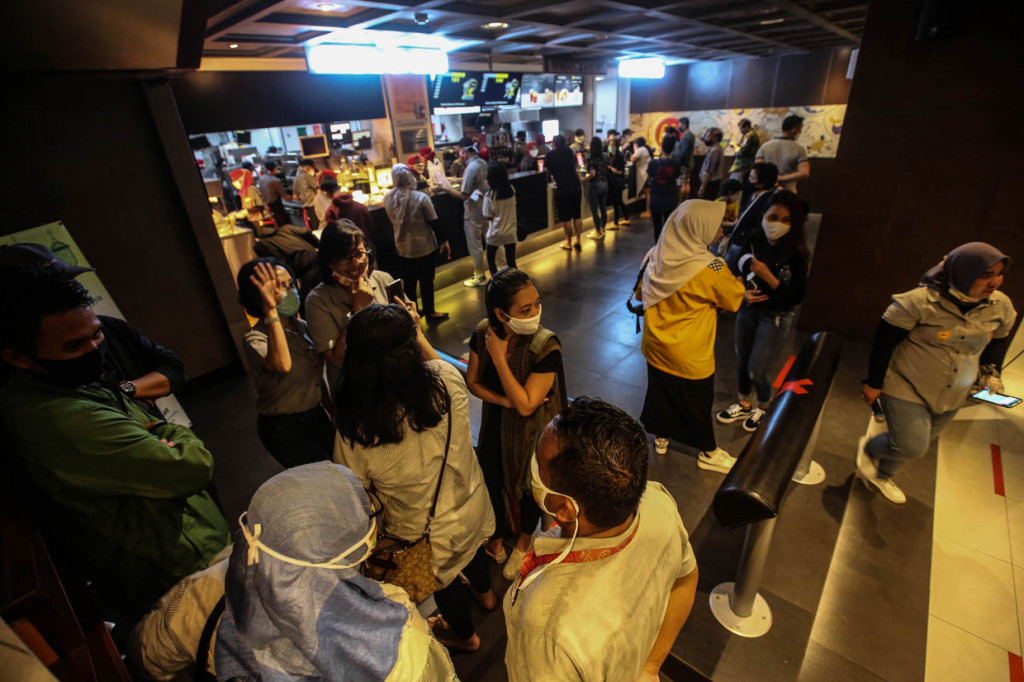 Banyak pengunjung yang memang sengaja datang terutama bagi mereka yang menyimpan kenangan di tempat tersebut.