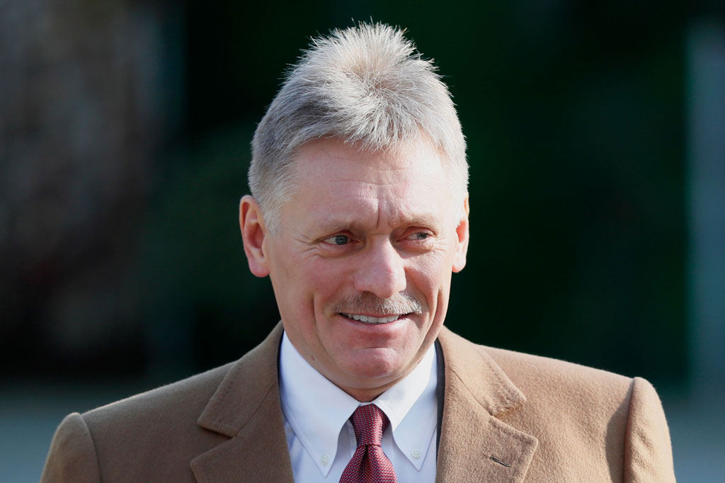 Tidak segera jelas kapan Peskov, 52, terakhir bertemu Putin, 67, secara langsung. Peskov mengatakan kepada kantor berita TASS yang dikelola pemerintah bahwa ia terakhir kali kontak langsung dengan Putin lebih dari sebulan yang lalu.