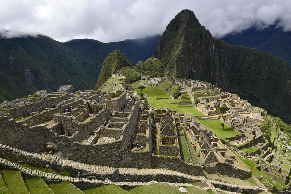 Masuk ke 55 situs arkeologi, serta 22 cagar alam dan taman nasional di kawasan hutan hujan Amazon, akan digratiskan untuk karyawan layanan publik, anak-anak, dan pensiunan antara Juli dan Desember mendatang.