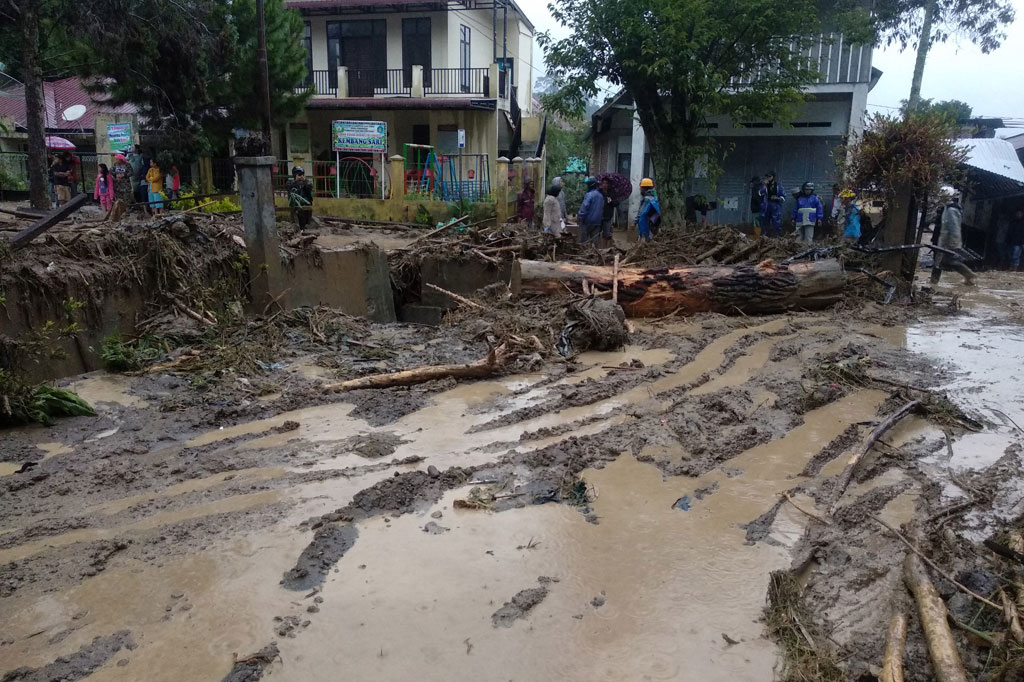 Banjir Bandang Terjang Aceh Tengah  Medcom.id
