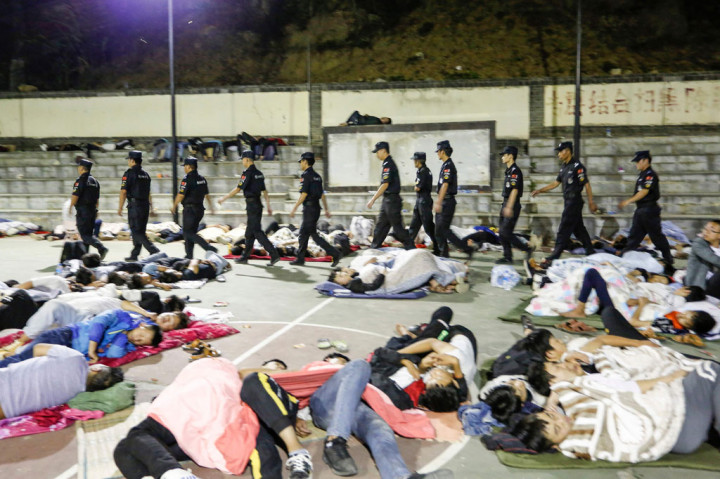 Gempa bumi berkekuatan 5,0 magnitudo yang mengguncang Provinsi Yunnan di barat daya Tiongkok, pada Senin, 19 Mei 2020 tersebut mengakibatkan empat orang tewas dan melukai 23 lainnya.