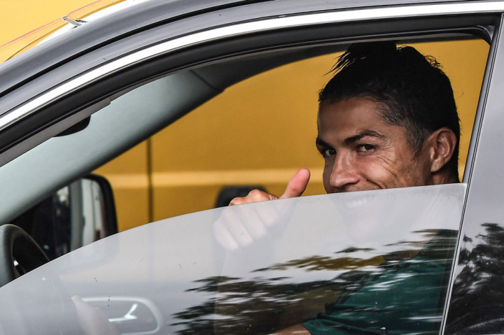 Cristiano Ronaldo kembali berlatih bersama Juventus di Turin pada Selasa, 19 Mei 2020, setelah absen selama lebih dari dua bulan karena pandemi virus korona (covid-19).