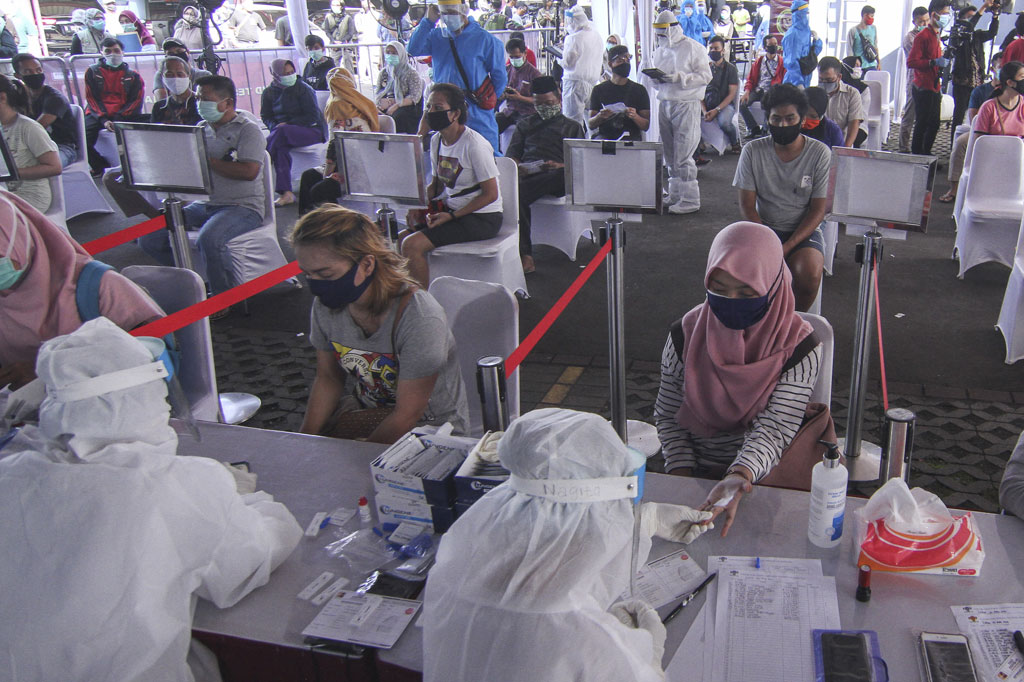 Badan Intelijen Negera (BIN) menggelar tes diagnostik cepat (rapid rest) massal secara gratis kepada warga Kota Depok sebanyak 500 orang guna mendeteksi kesehatannya dan mengantisipasi penyebaran covid-19.