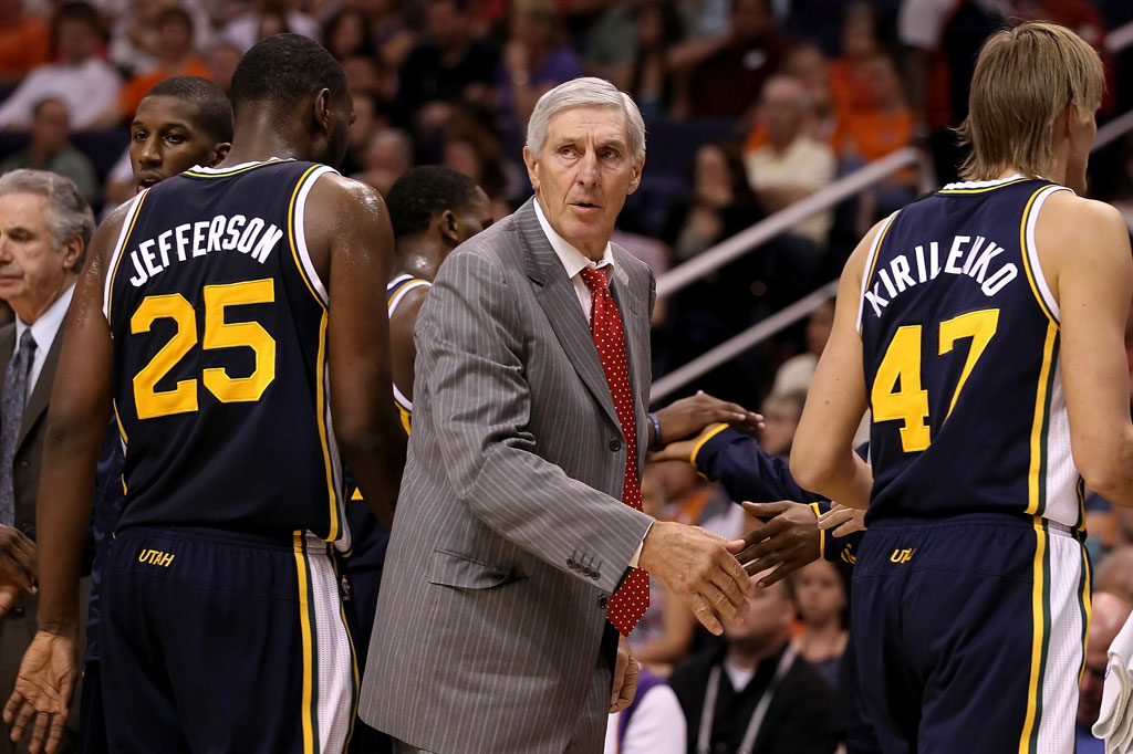 Setelah 2,5 musim melatih Bulls dari 1979 sampai 1982, Sloan memulai kiprah fenomenalnya bersama Jazz pada 1988, dan membawa Utah melaju ke play off selama 15 musim berturut-turut dari 1989 sampai 2003.