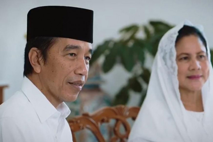 Menurut Presiden, Hari Raya Idulfitri tahun ini dirayakan dengan cara yang berbeda karena adanya pandemi covid-19. Hal ini menuntut pengorbanan semua pihak untuk tidak mudik dan tidak bersilaturahim dengan cara yang biasa. 