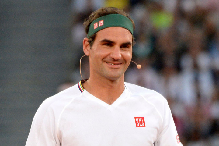 Petenis Swiss pemegang rekor 20 gelar juara Grand Slam itu, memperoleh USD106,3 juta dalam 12 bulan terakhir, termasuk di antaranya USD100 juta dari endorsement, untuk naik empat peringkat sekaligus menjadi petenis pertama yang berhasil menduduki daftar teratas.