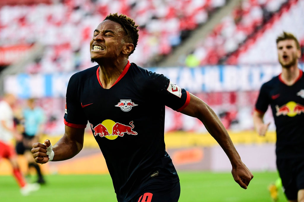 Gol tersebut memantik kebangkitan Leipzig yang sukses berbalik unggul pada menit ke-38 ketika umpan terobosan Konrad Laimer bisa diselesaikan dengan baik oleh Christopher Nkunku.