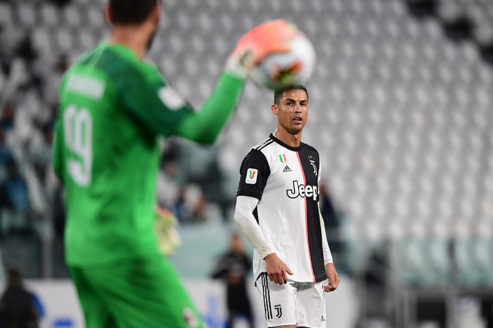 Blaise Matuidi melepaskan sepakan voli namun masih dapat ditahan kiper Gianluigi Donnarumma dan Ronaldo menembakkan bola yang masih mampu diatasi oleh Donnarumma. Sementara Milan gagal menguji kiper Gianluigi Buffon walau mereka beberapa kali mampu membangun serangan yang baik.