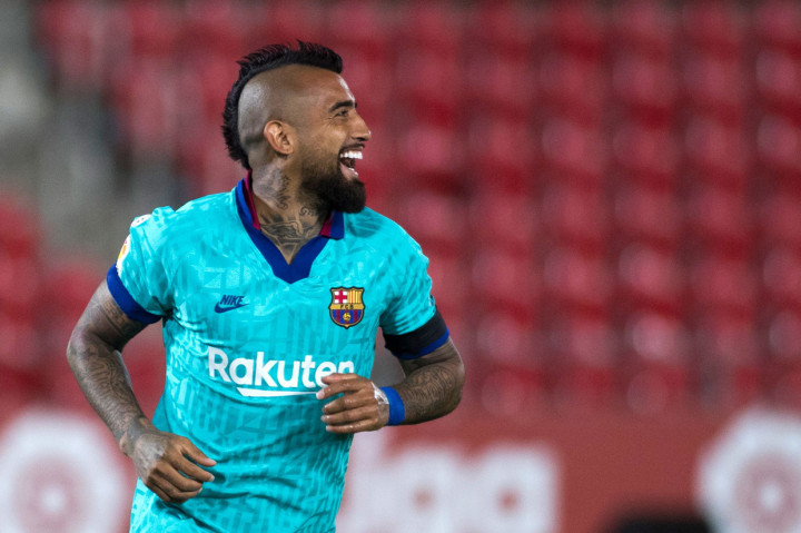 Barcelona langsung menjebol gawang tuan rumah pada menit kedua. Arturo Vidal yang mampu mencatatkan namanya memanfaatkan assist dari Jordi Alba.