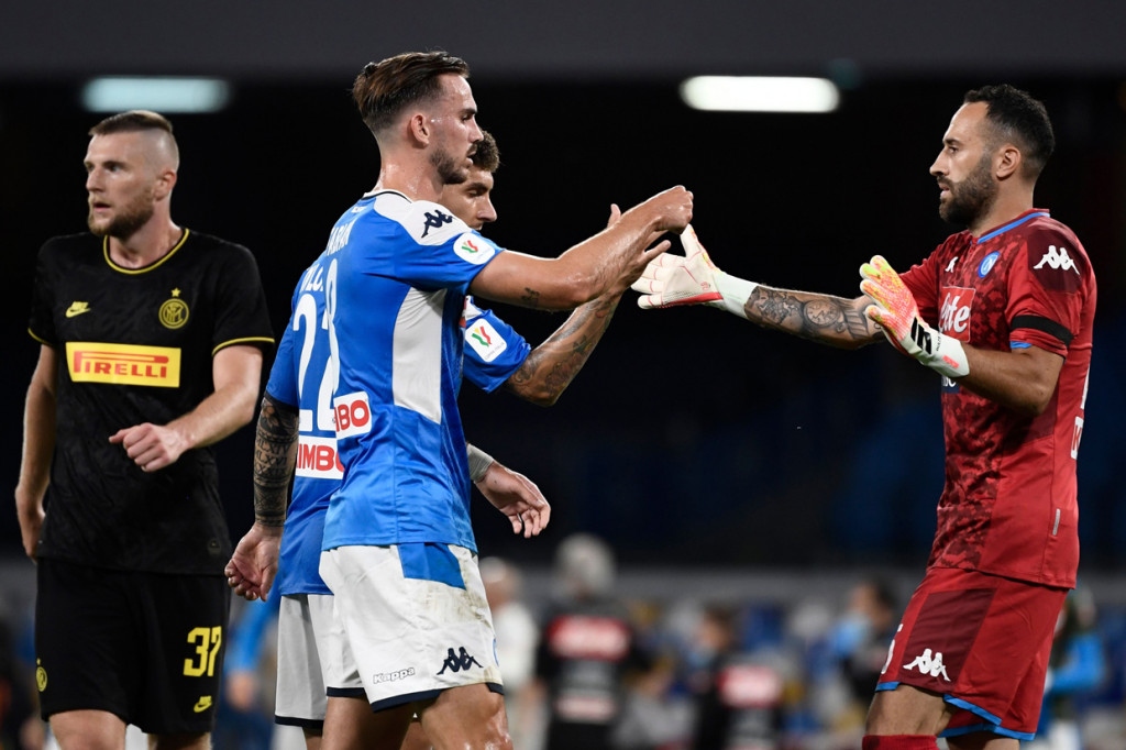 Di final Coppa Italia, Napoli akan menantang Juventus yang sebelumnya menyingkirkan AC Milan.