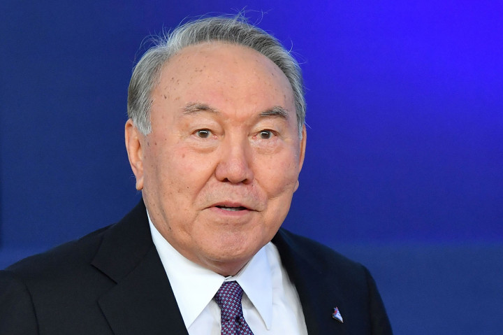 Mantan Presiden Kazakhstan Nursultan Nazarbayev telah terbukti positif terkena virus korona (covid-19), kata sebuah pernyataan di situs resminya, Kamis, 18 Juni 2020.
