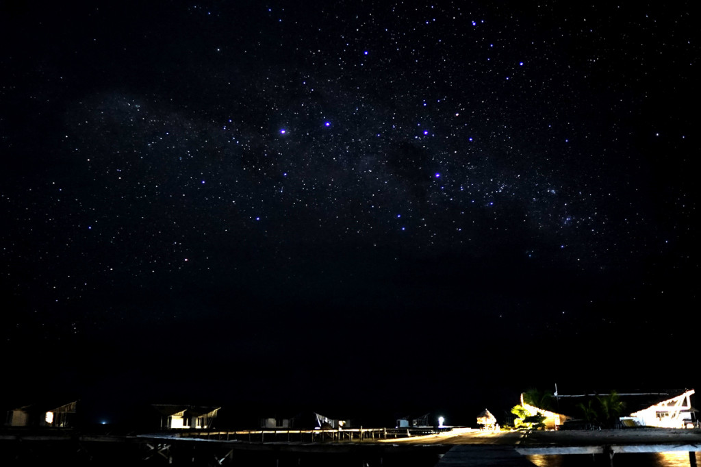 Suasana malam hari di Pulo Cinta Eco Resort di Kabupaten Boalemo, Gorontalo.
