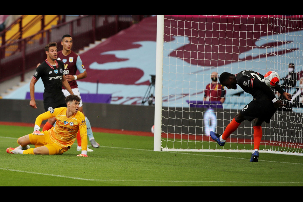 Tuan rumah sempat unggul di babak pertama lewat sepakan Kortney Hause di menit ke-43. AFP Photo/Molly Darlington