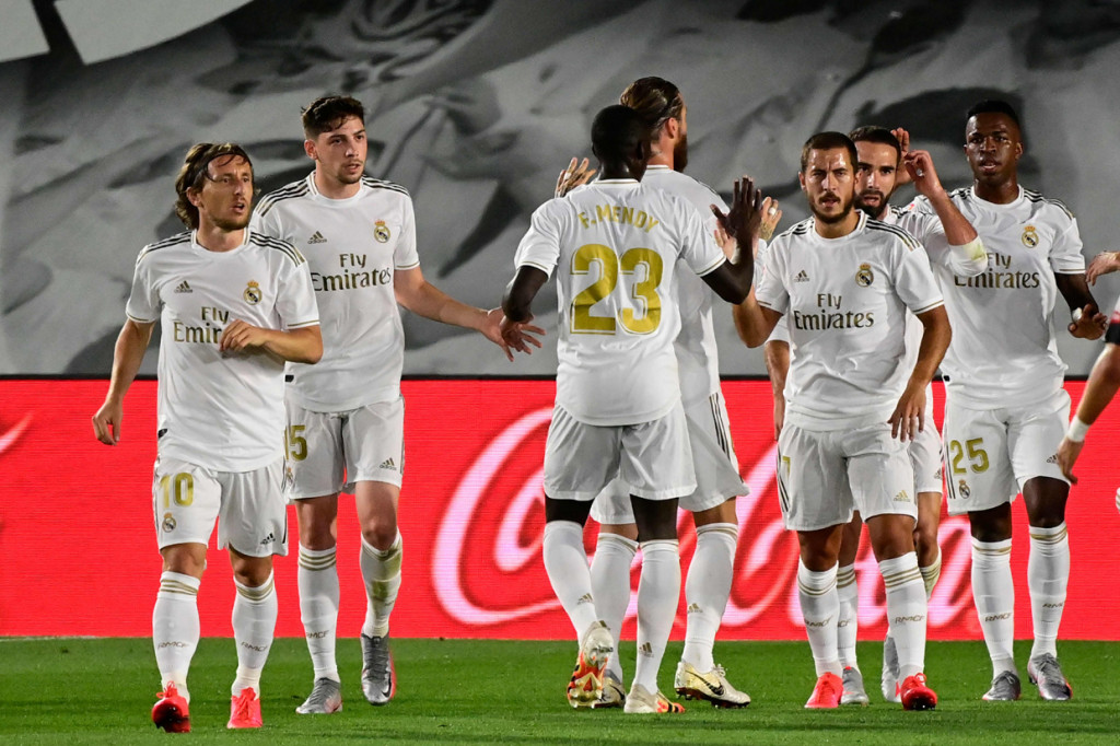 Real Madrid meraih kemenangan 2-0 dalam lanjutan La Liga Spanyol ketika menjamu Real Mallorca di Stadion Alfredo di Stefano.