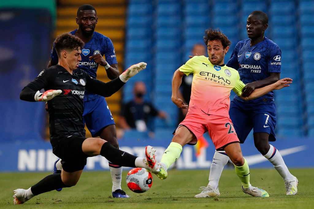 Pernyataan Pep Guardiola yang mengaku bakal memprioritaskan Piala FA ketimbang menunda pesta juara Liverpool, terbukti hanya bualan belaka. Dia tetap menurunkan kekuatan penuh saat menghadapi tuan rumah Chelsea.