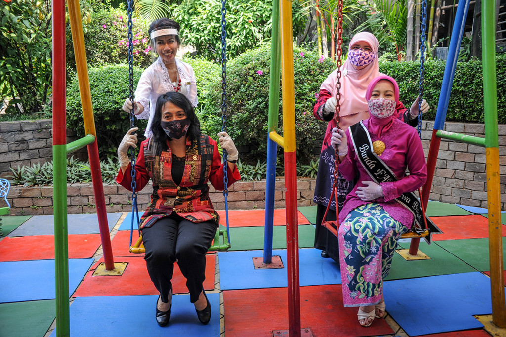 Pengukuhan Bunda Forum Anak Daerah tersebut merupakan salah satu upaya untuk pemenuhan hak partisipasi anak dengan pembuatan forum anak di setiap kabupaten/kota di Jawa Barat.